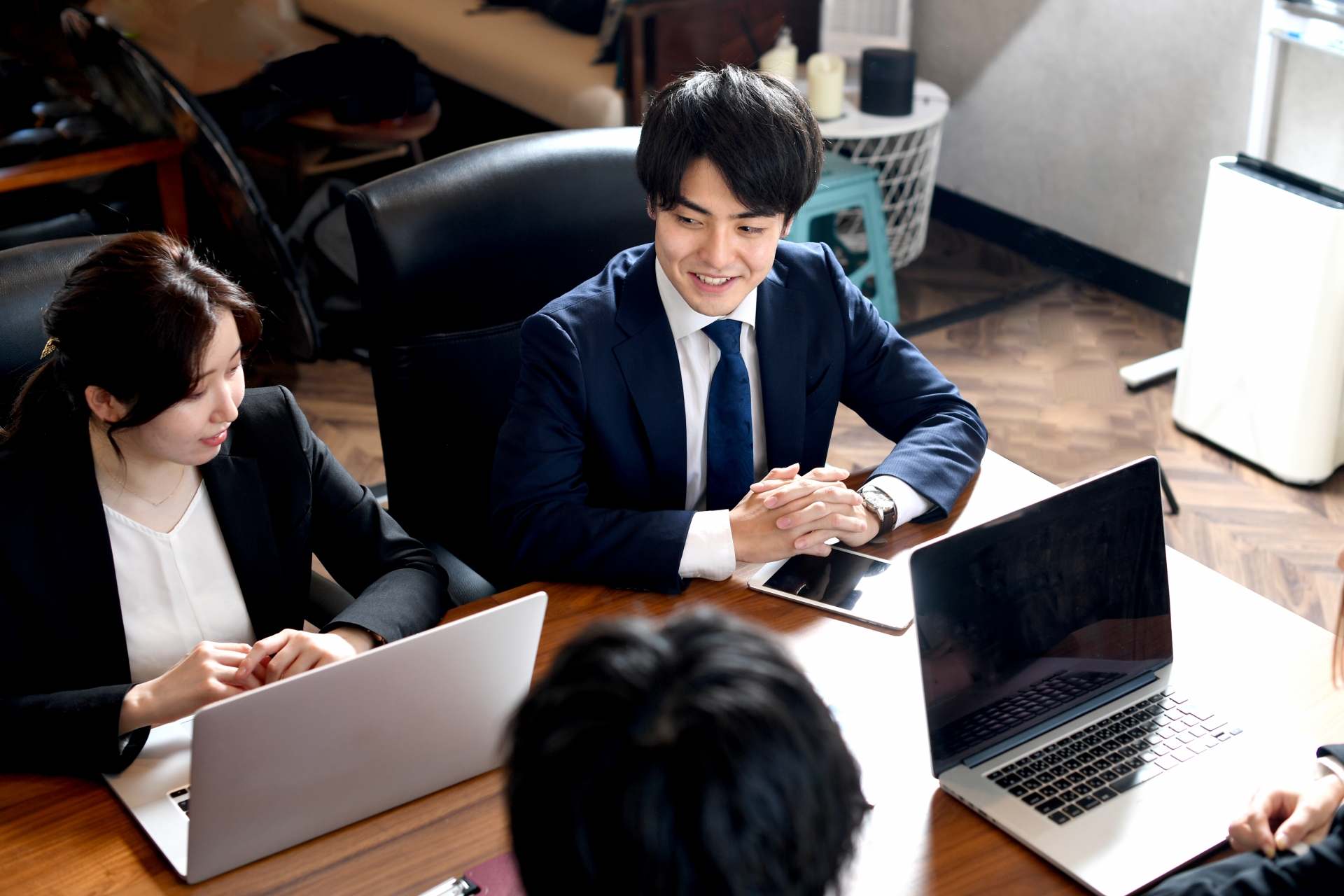 不動産会社の集客戦略：ポータルサイトと自社ホームページ構築の賢い使い分け